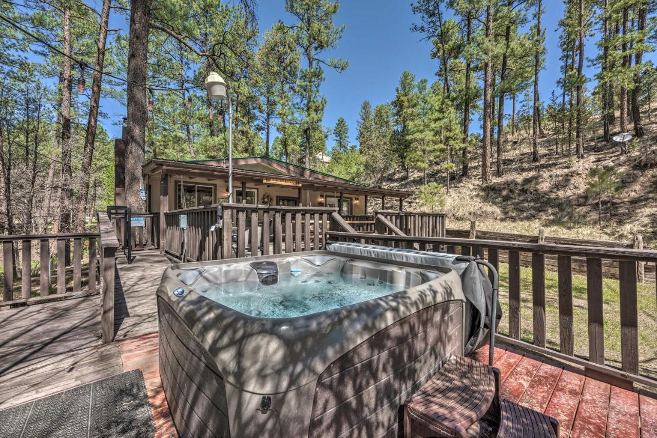 Tranquil Cabin With Stream And Deck Near Dtwn Ruidoso! 외부 사진