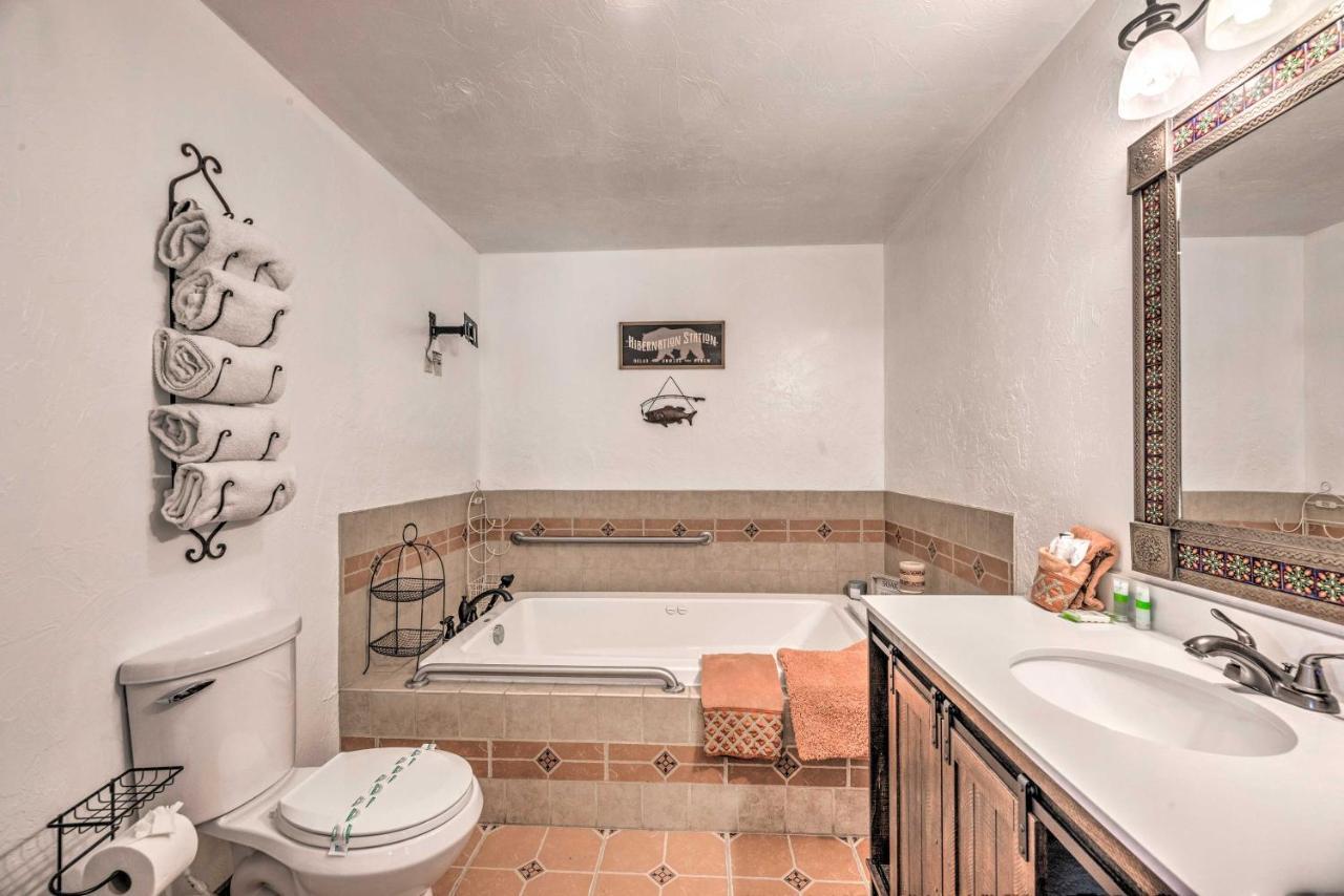 Tranquil Cabin With Stream And Deck Near Dtwn Ruidoso! 외부 사진